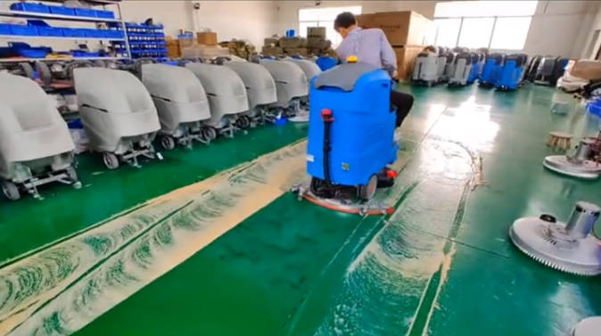 安阳2023年还在用人工的物业保洁不妨试试洗地机吧